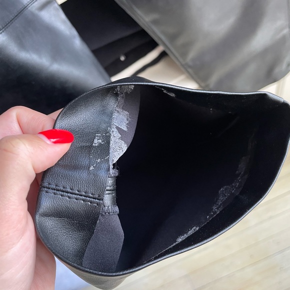 Wilfred by Aritzia Funk Vegan Leather Pants Size 4 - Picture 5 of 12